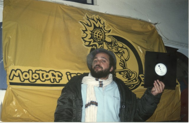 HERNANI MOLOTOFF FESTA Zikuñaga Lokala 3.jpg